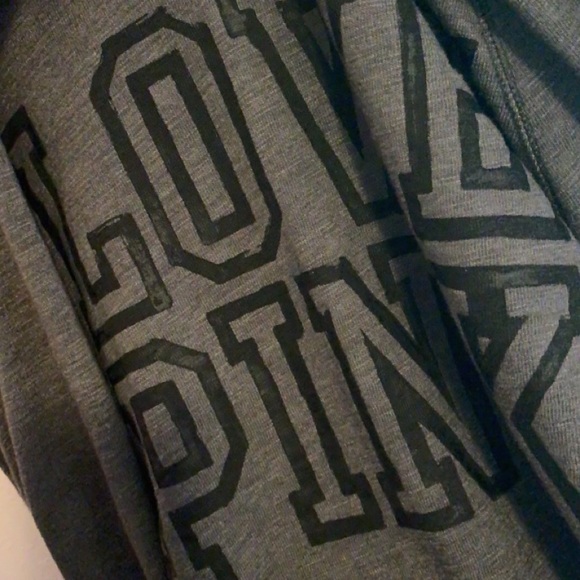 NWT grey VS Pink zip up jacket - Picture 4 of 5